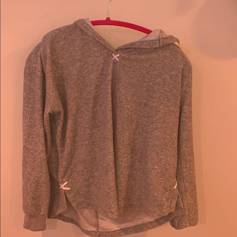 Comfy Grey Light Sweatshirt